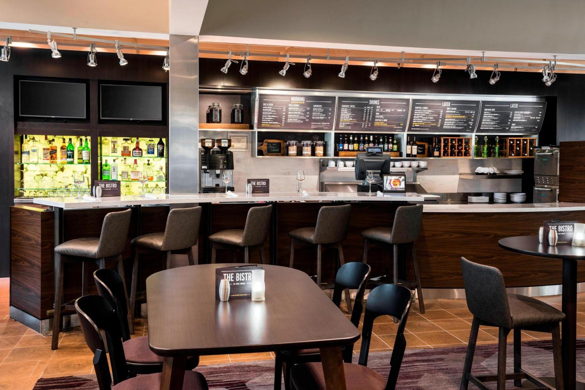 Courtyard Chicago O'hare Des Plaines